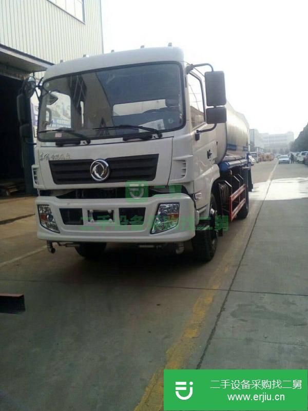 東風專底12方灑水車低價出售
