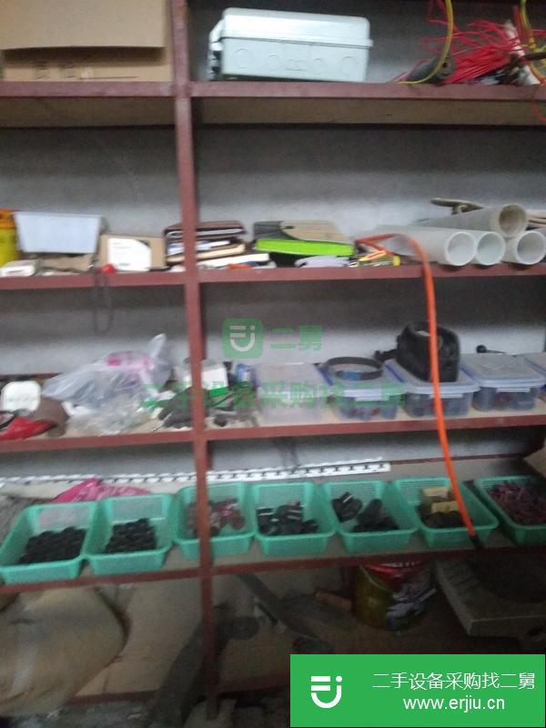 轉(zhuǎn)讓膠帶分切機1300型