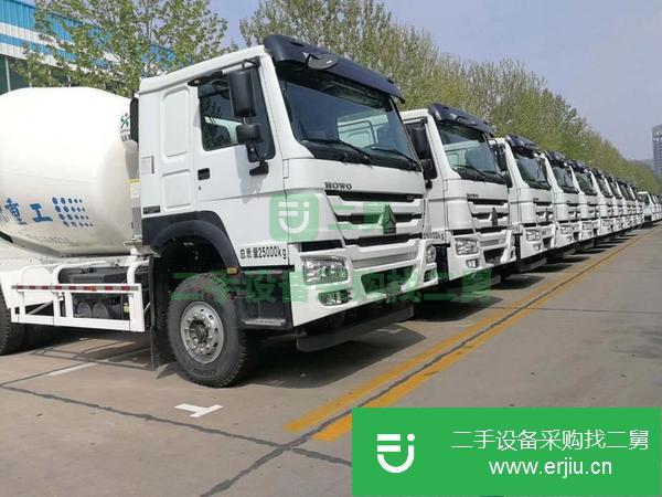 轉(zhuǎn)讓18年國五排放，重汽豪沃380，福田歐曼十四方攪拌車