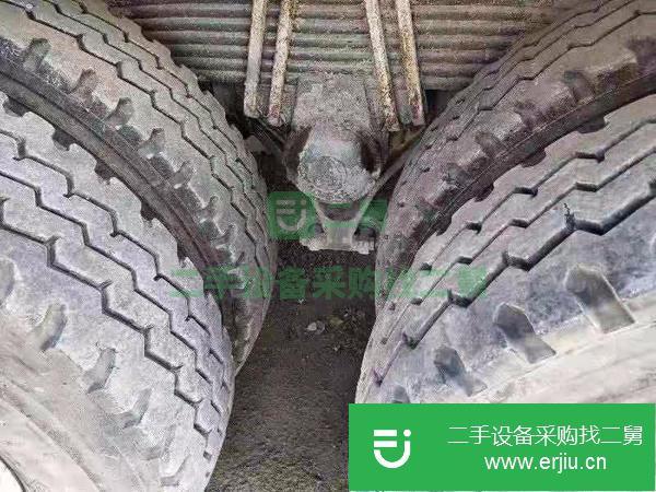 出售16年豪沃攪拌車  國四排放  三一上裝