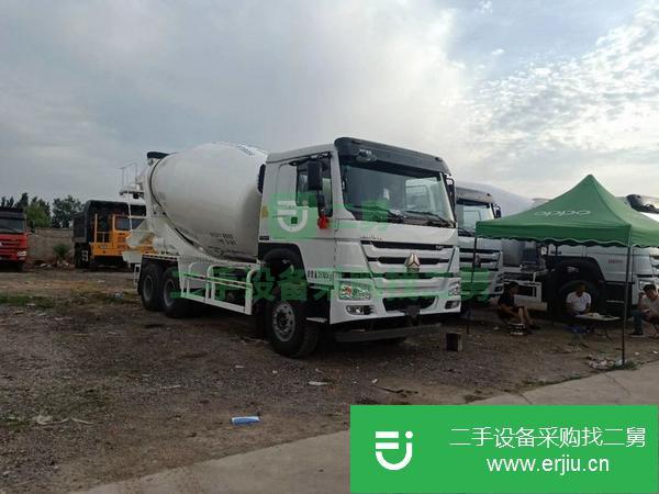 轉(zhuǎn)讓18年國五排放，重汽豪沃380，福田歐曼十四方攪拌車