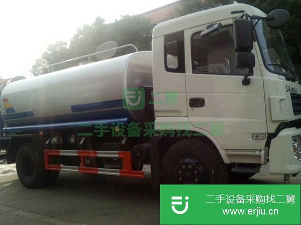 東風專底12方灑水車低價出售