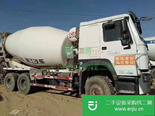 現(xiàn)車出售14年國(guó)四豪沃?jǐn)嚢韫捃?/>
                            </li>
                        </ul>
                    </div>
                    <div   id=