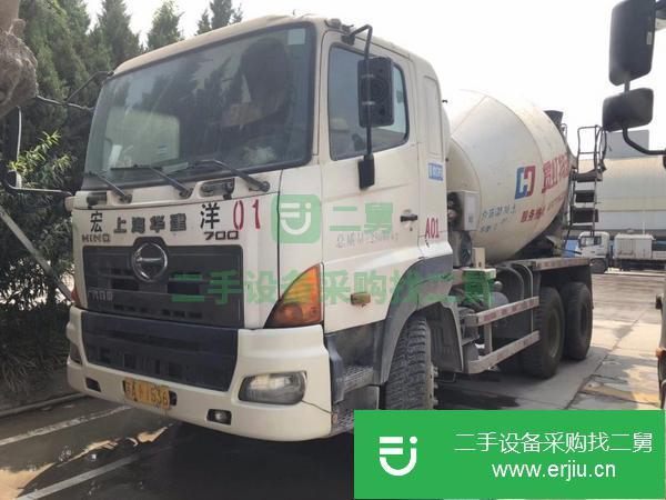 轉(zhuǎn)讓處理3臺12年日野700攪拌車10方