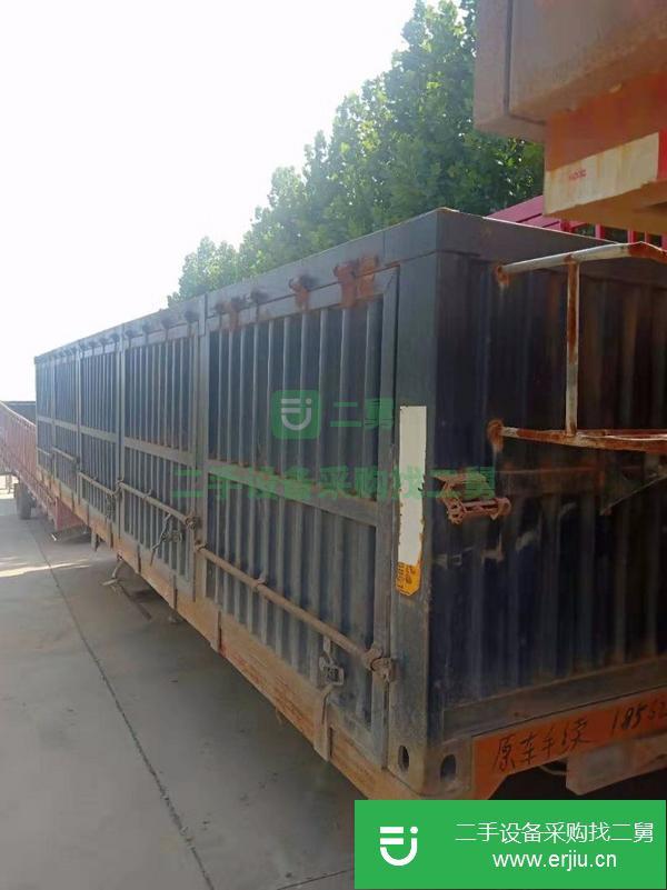 轉(zhuǎn)讓剛到家一批9.5米側(cè)翻半掛車