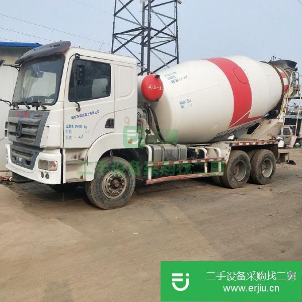 二手的12方精品三一混凝土攪拌罐車轉(zhuǎn)讓
