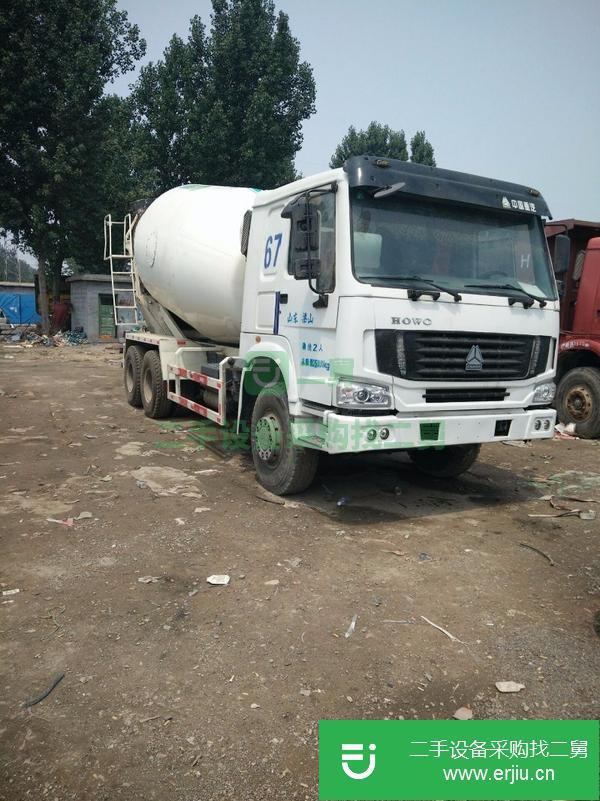 出售二手混凝土攪拌罐車,豪沃手續齊全