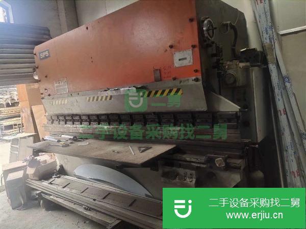 低價出售各型號剪板折彎機