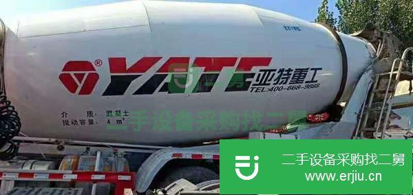 低價出售17年國五攪拌罐車