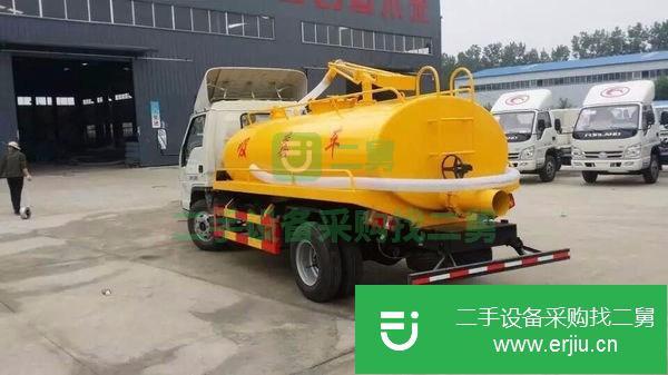 轉(zhuǎn)讓精品五立方吸糞車質(zhì)保一年