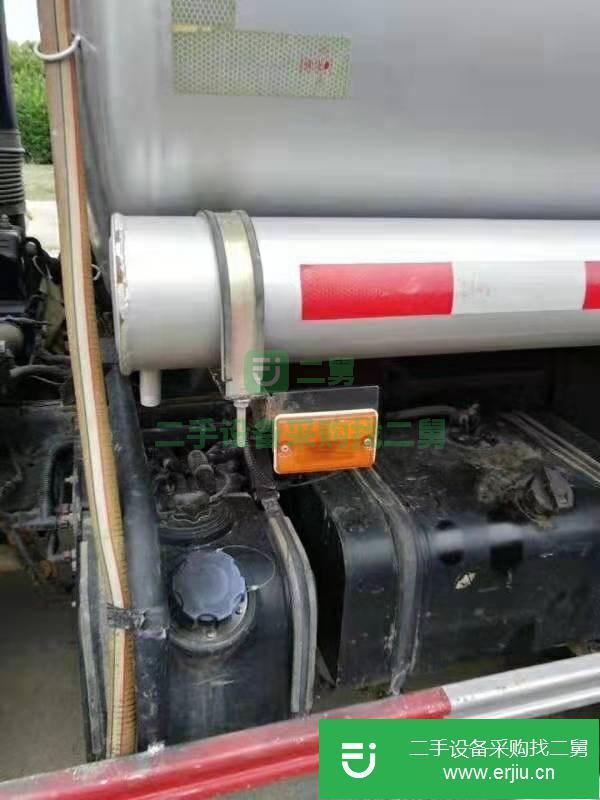 二手精品5噸油罐車低價出售