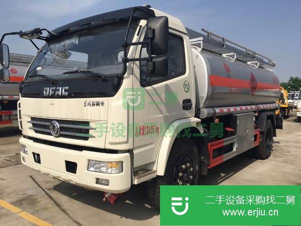 二手帶手續8噸加油車出售