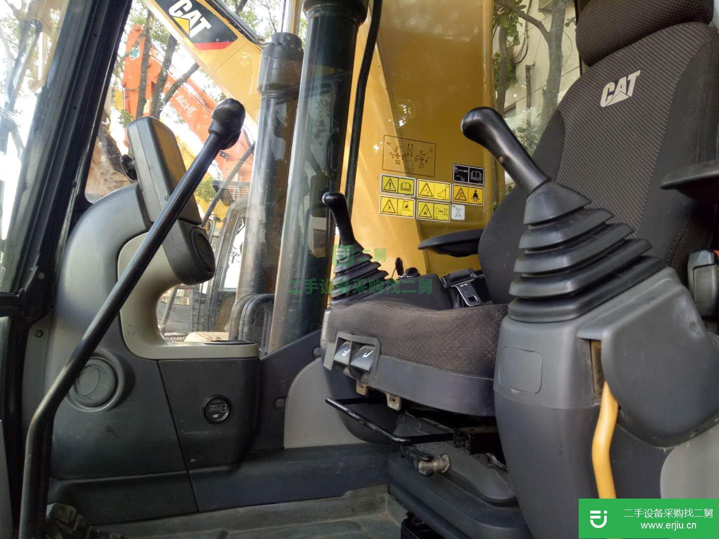 卡特彼勒 320D2 GC 挖掘機 (全國包運質保三大件)