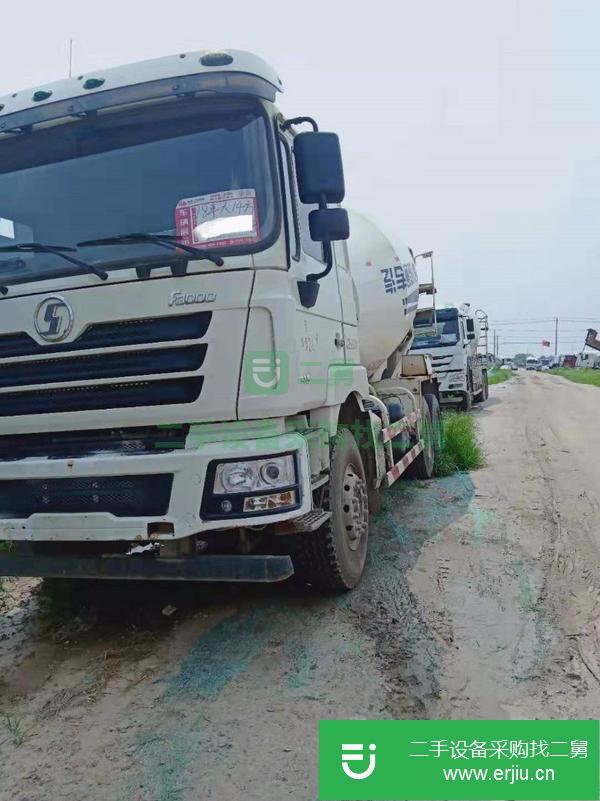 出售18年二手德龍攪拌車 375馬力 大12方