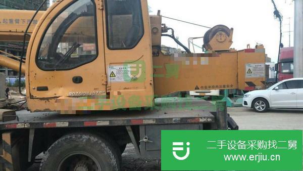 轉讓二手的九成新的柳工8噸吊車，國四