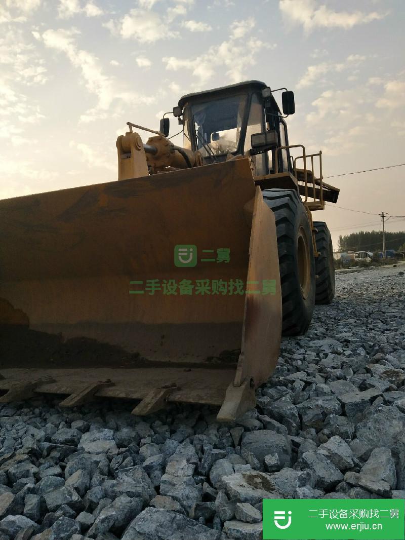 出售九成新柳工50龍工50裝載機