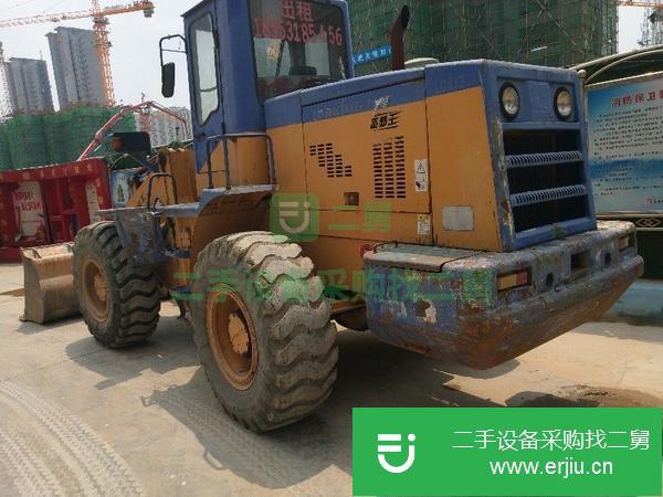 轉(zhuǎn)讓龍工30鏟車加長(zhǎng)臂09年9月份車沒(méi)毛病
