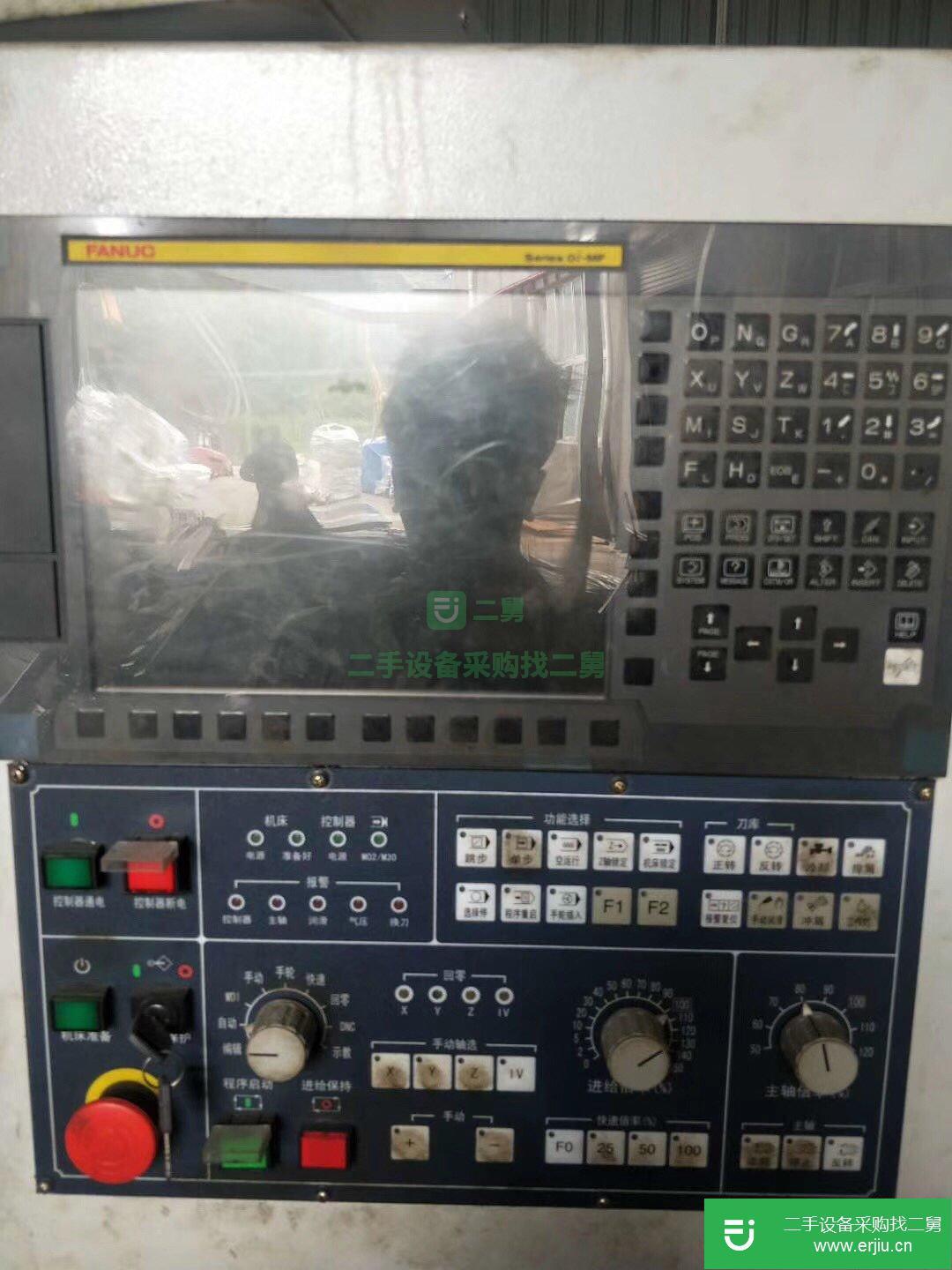出售二手的九成新的南通龍門加工中心