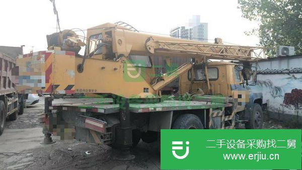轉讓二手的九成新的柳工8噸吊車，國四