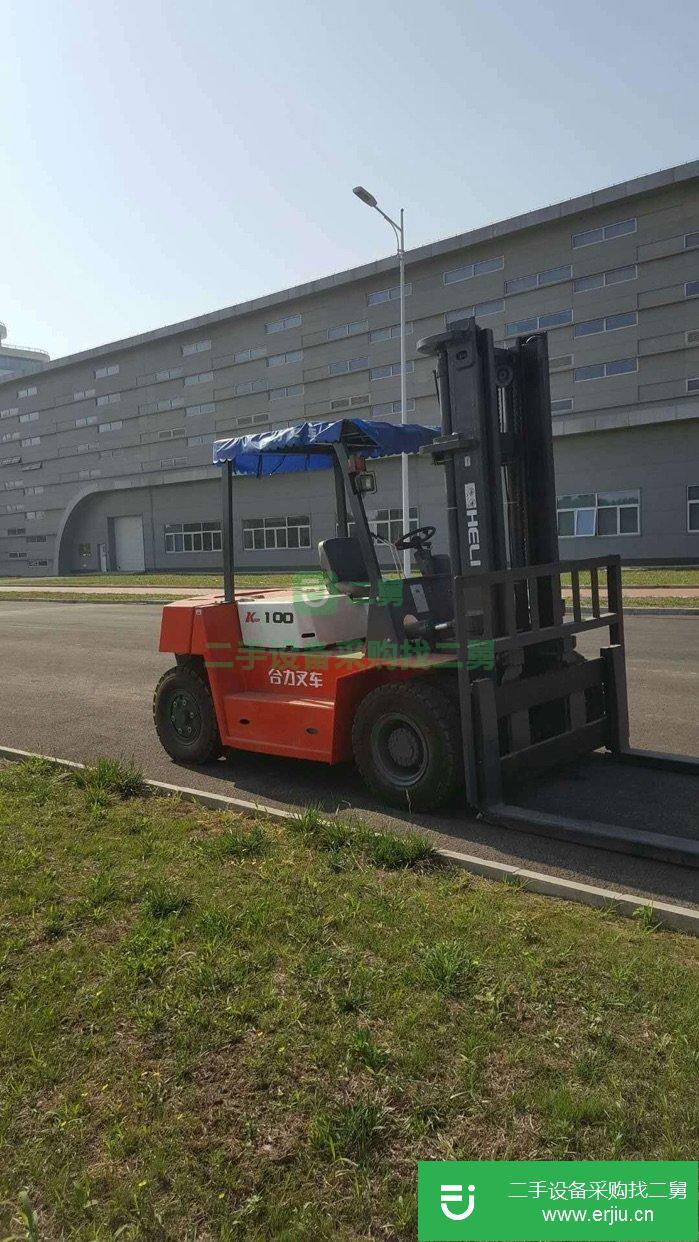 低價轉讓出售三噸叉車，九成新