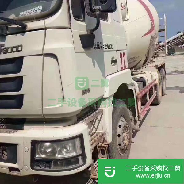 出售15臺德龍F3000攪拌車  三一上裝