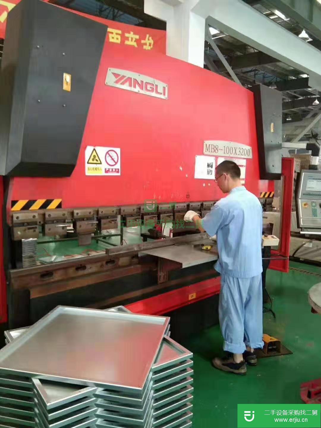 揚力100噸3.2米數控折彎機65系統(tǒng)