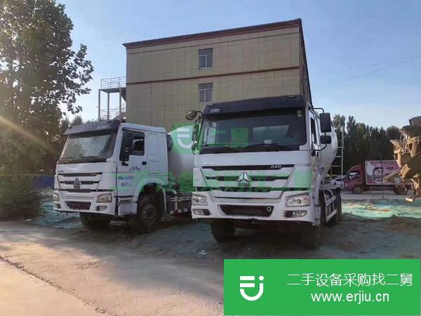 出售14年豪沃攪拌車  國四排放   一共 四臺