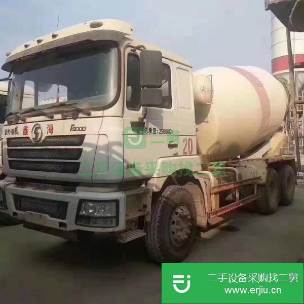 出售15臺德龍F3000攪拌車  三一上裝