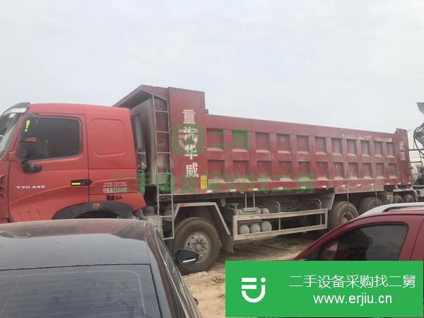 出售一批國五自卸車8.6米大箱可分期付款