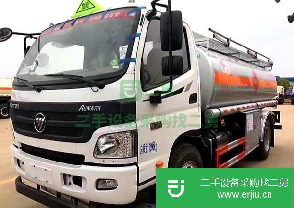 楚勝牌土豪8噸油罐車 低價出售