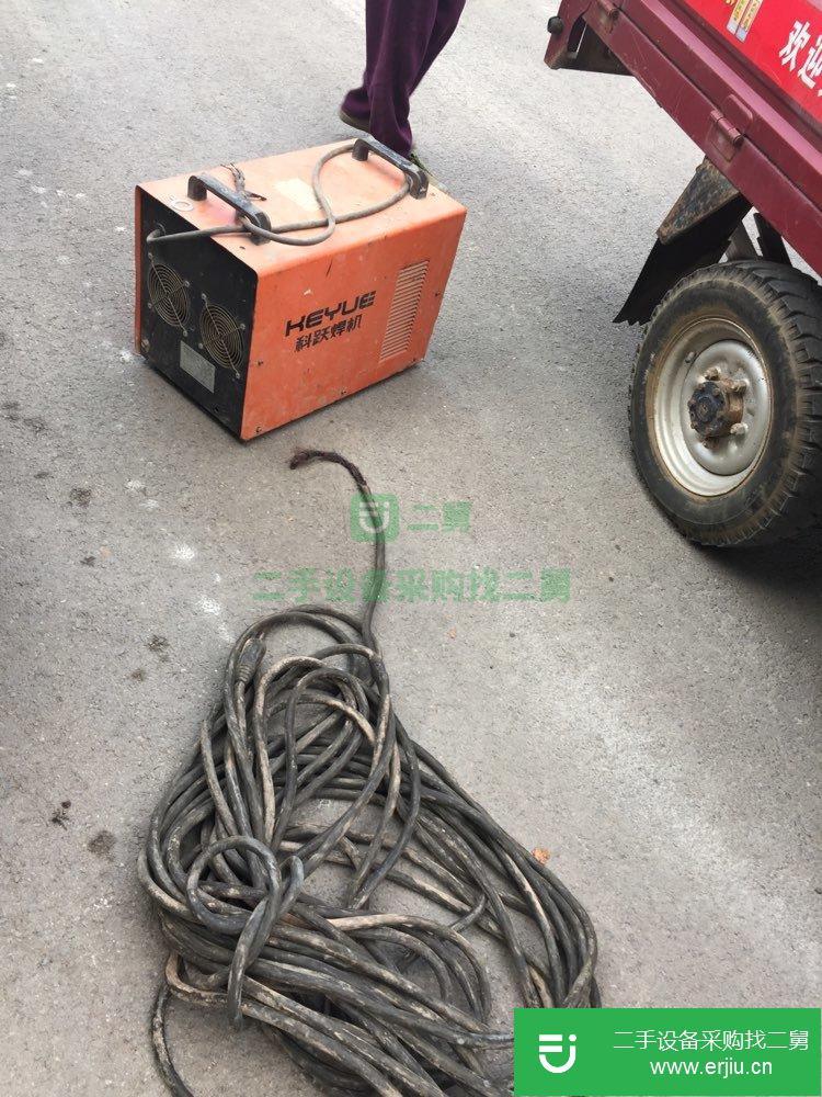 通用氣保焊機和直流焊機出售