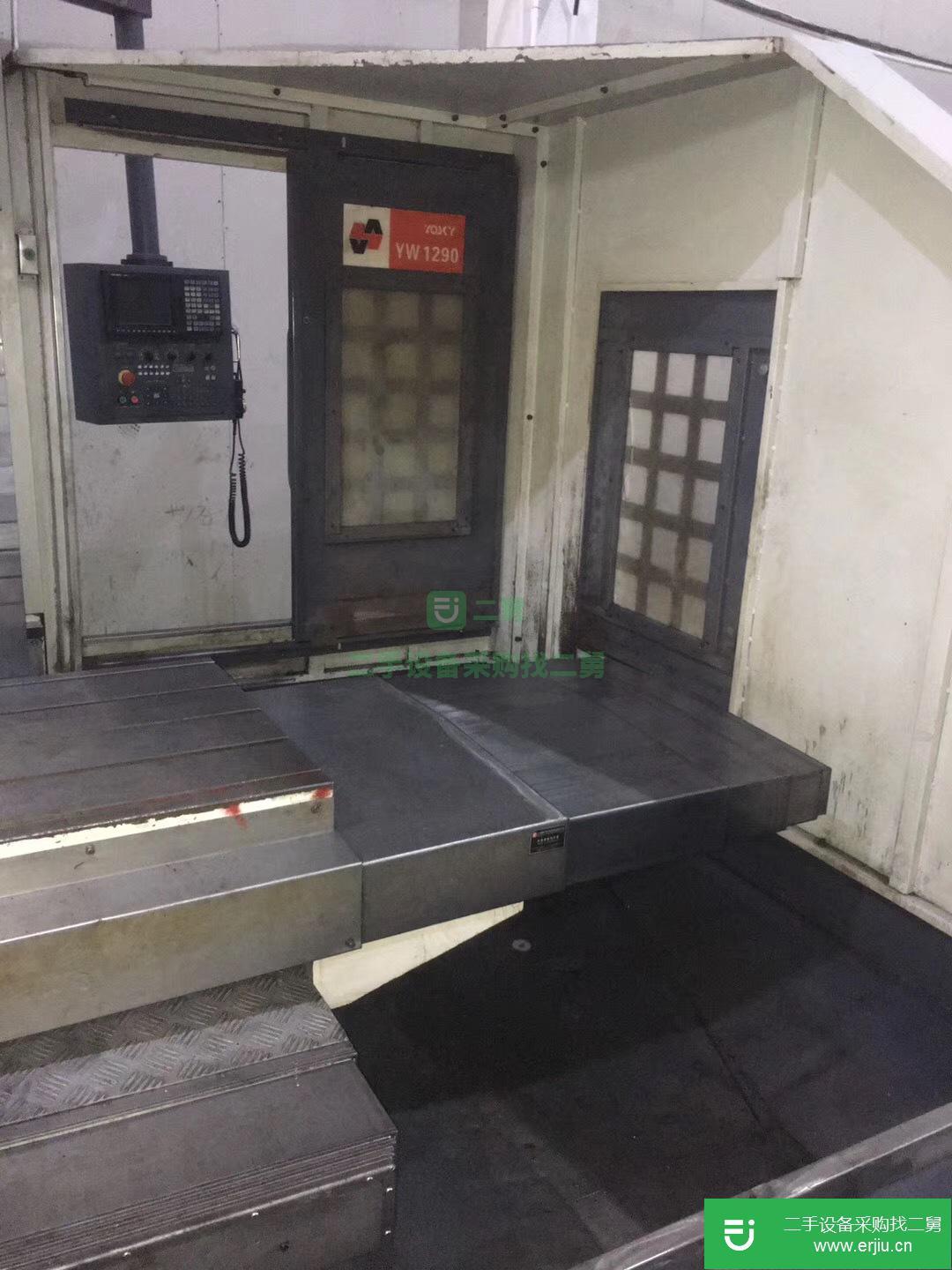 出售精品亮機(jī)堯天1290臥式鏜銑床