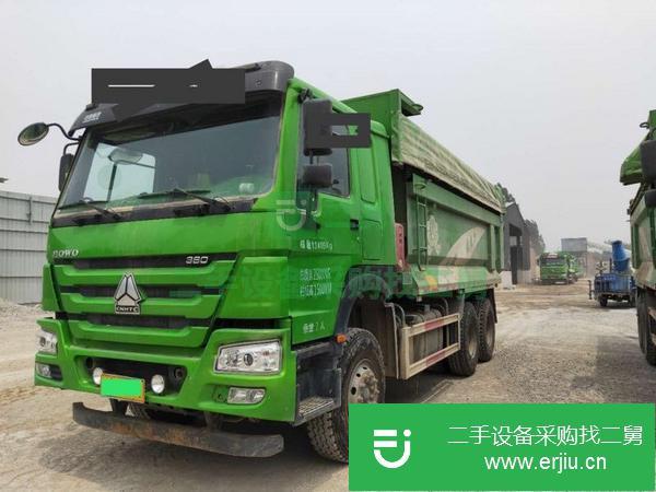 轉讓18年國五陜汽德龍，福田歐曼工程車，重汽豪沃五米八大箱子