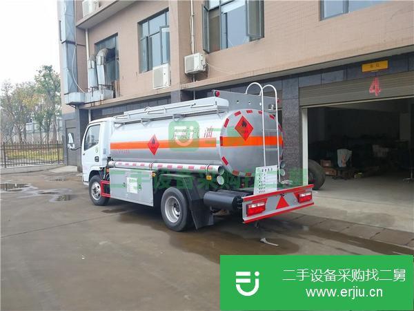 出售二手5噸油罐車 8噸油罐車 手續(xù)齊全