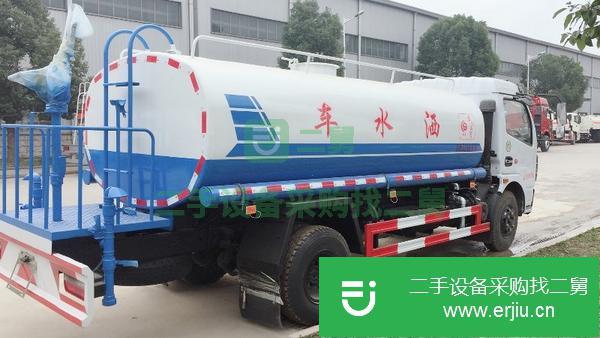 灑水車低價(jià)出售