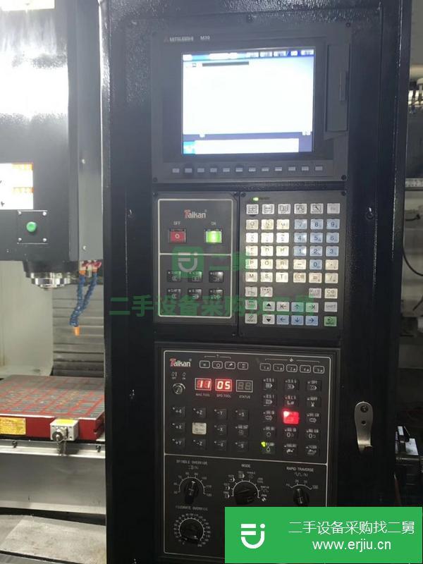 出售二手CNC加工中心，原裝工廠臺群V6，V856