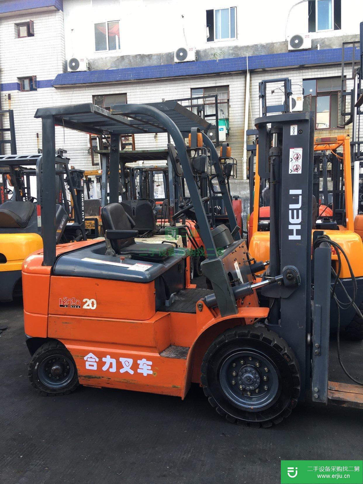 日照二手電瓶叉車，倉庫環(huán)保2噸合力電動(dòng)二手叉車個(gè)人轉(zhuǎn)讓