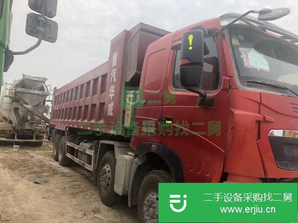 出售一批國五自卸車8.6米大箱可分期付款