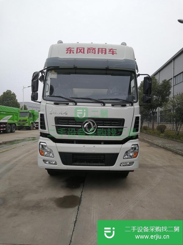 轉讓東風天龍前四后八鋁合金油罐車 國5