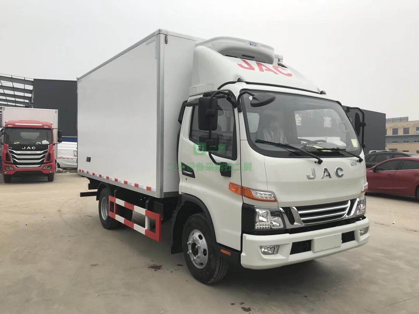 現有江淮藍牌4米2冷藏車低價出售