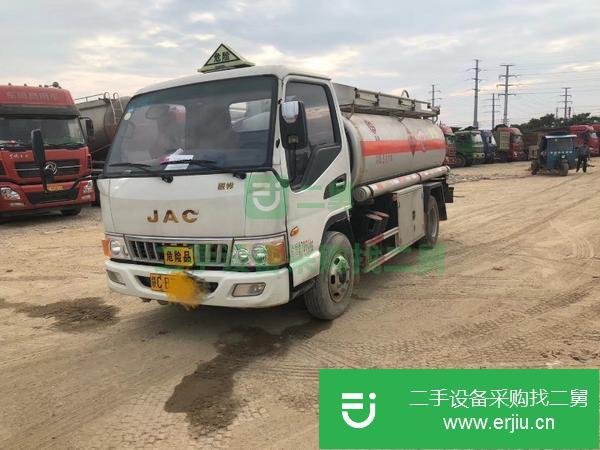 江淮小型加油車低價出售