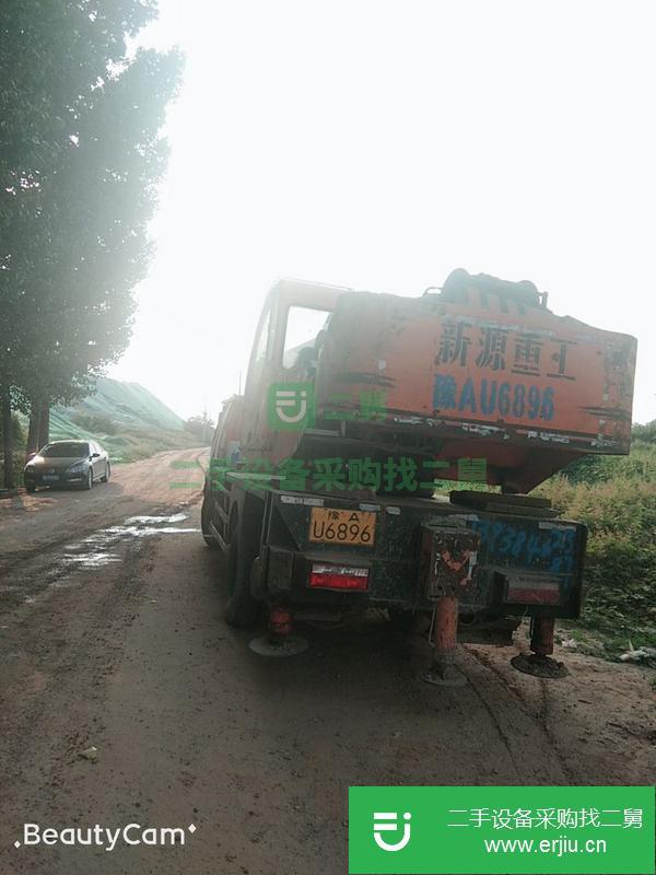 轉讓新源十二噸吊車