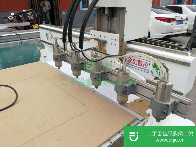 轉(zhuǎn)讓:出售二手木工機(jī)械/馬氏冷壓機(jī) 精密鋸 封邊機(jī)