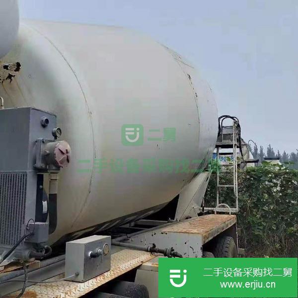 出售17年德龍攪拌車  國五排放  大10方罐