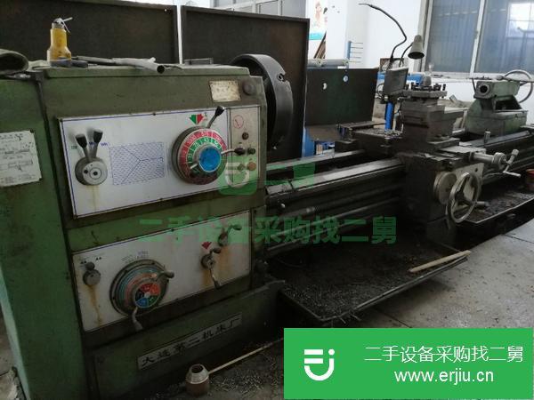 轉(zhuǎn)讓3米大連6180車床