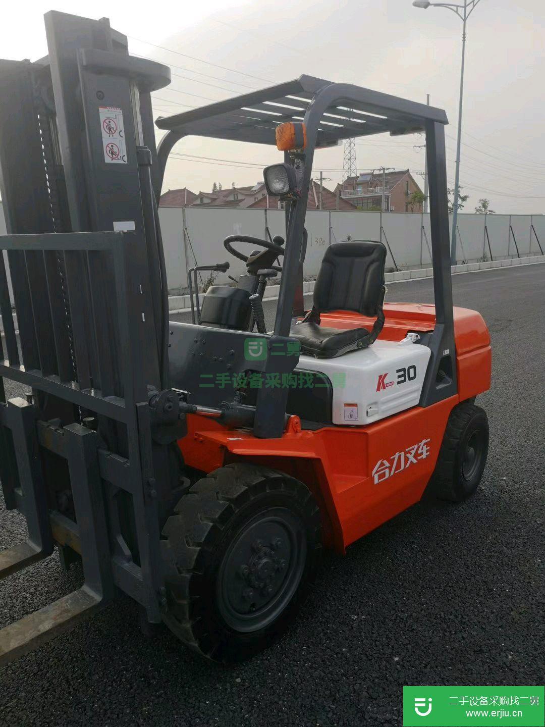 個人轉(zhuǎn)讓二手叉車，3噸杭州自動擋，價格便宜手續(xù)齊全
