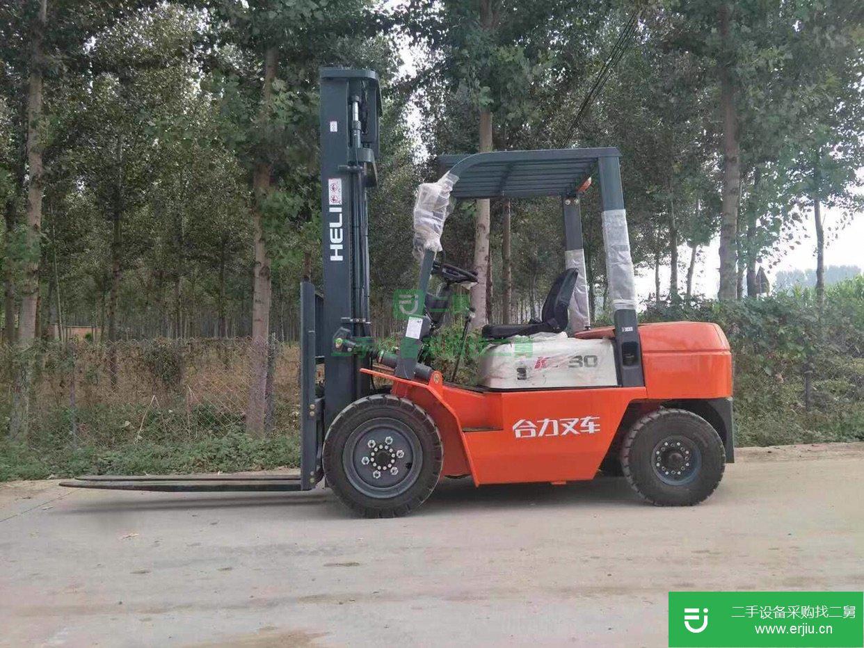 汕尾處理兩臺二手叉車合力3噸3.5噸叉車