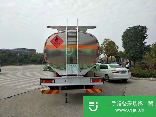 轉讓天龍前四后八25噸運油車牽引車