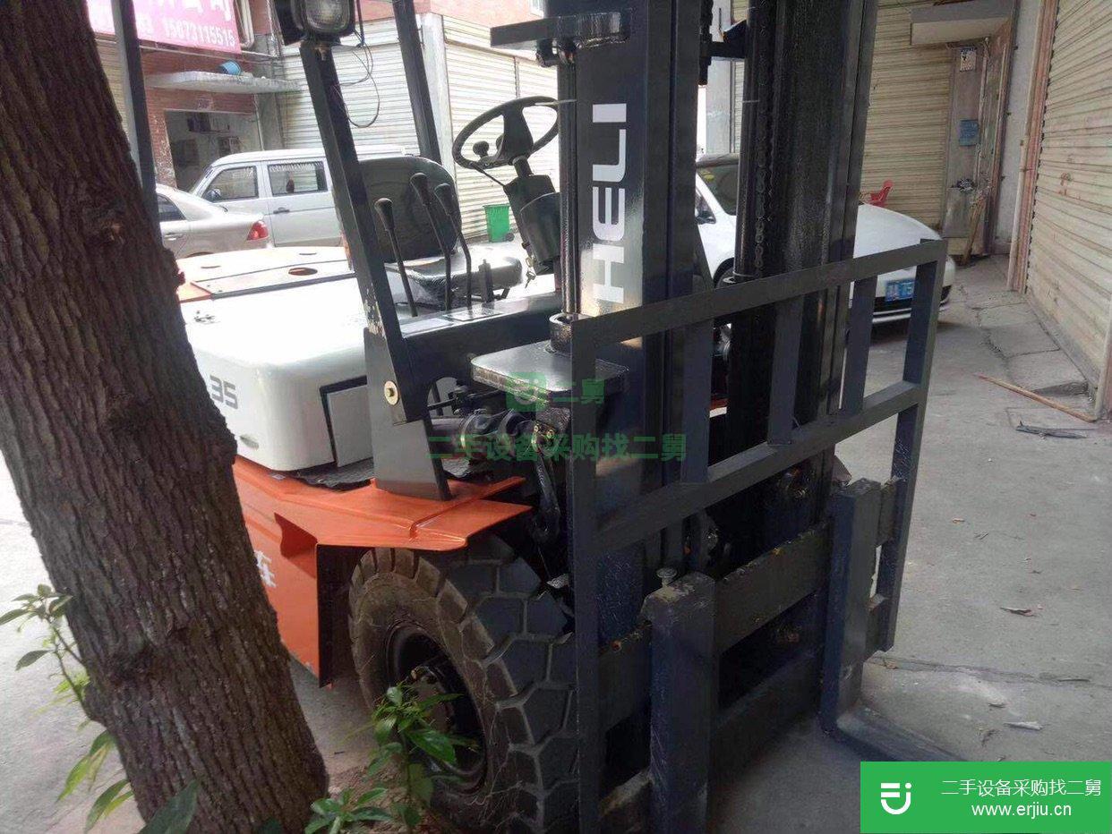 汕尾處理兩臺二手叉車合力3噸3.5噸叉車