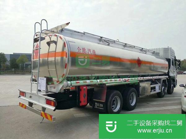 轉讓天龍前四后八25噸運油車牽引車
